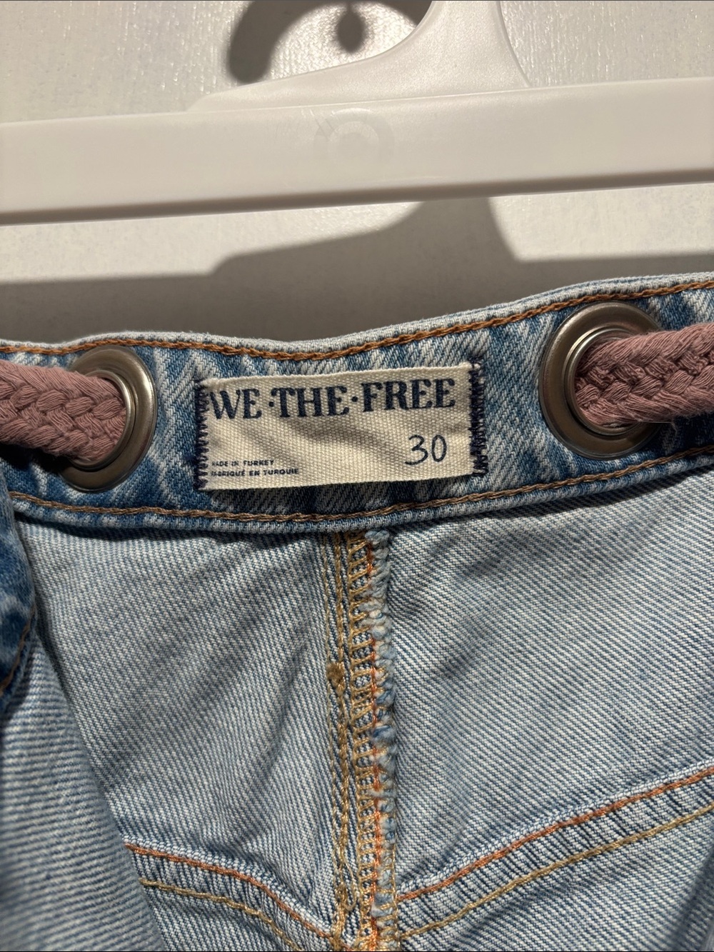 FREE PEOPLE WE THE FREE Moxie distressed barrel jeans size 30 - Picture 2 of 7